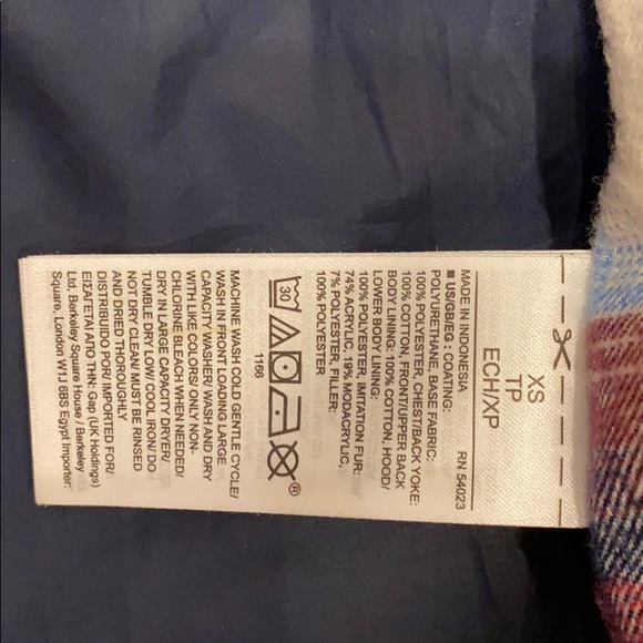 Gap + Pendleton Faux Fur Vest - Picture 10 of 10